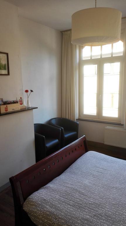 Guesthouse Oude Houtmarkt 예페르 외부 사진